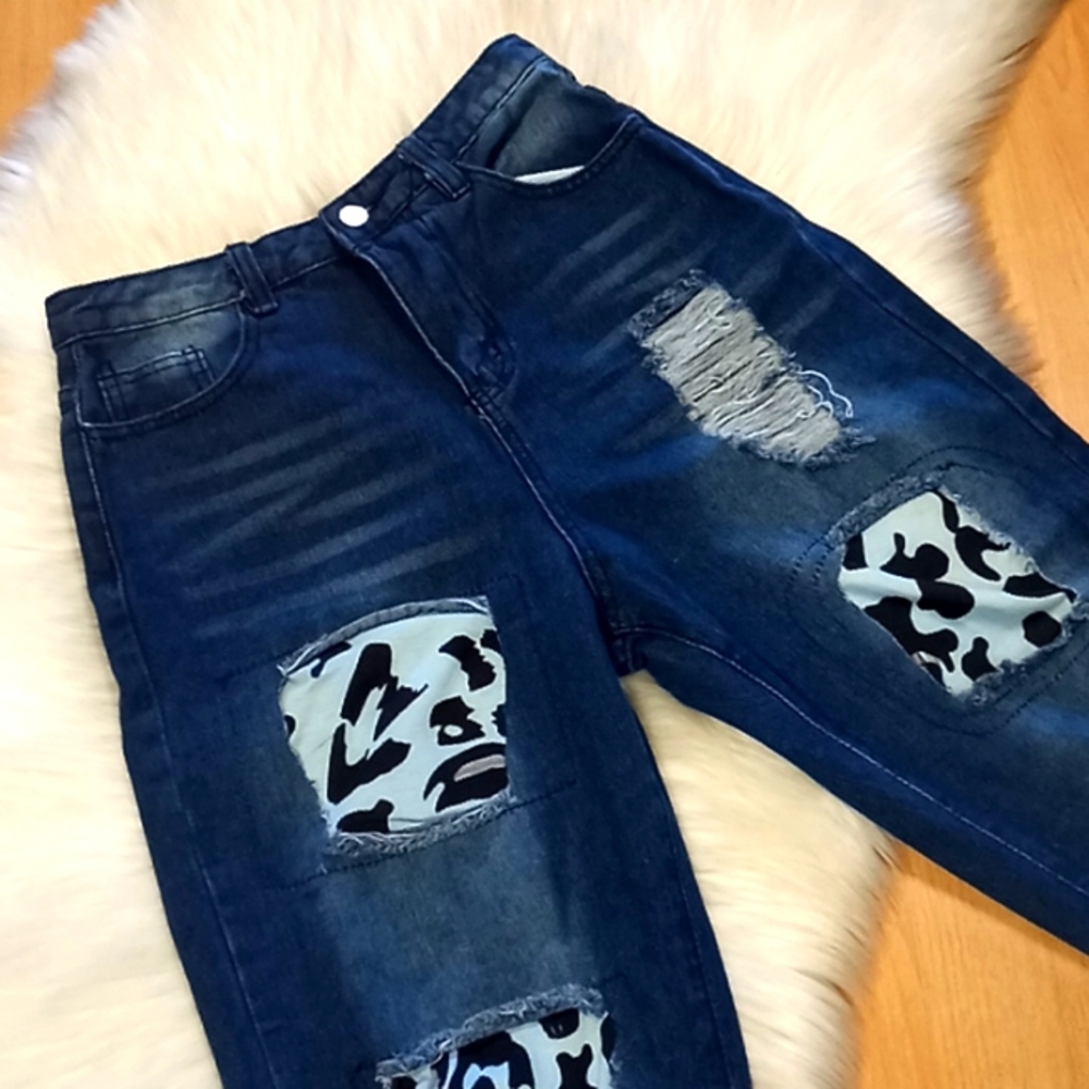 Misslook Patchwork Distressed Cuffed Jeans - image 1